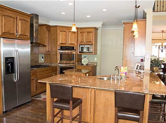 5th image of 3490 Riverview Oaks Ct