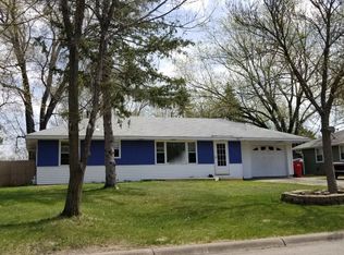 11409 Wren St NW, Coon Rapids, MN 55433