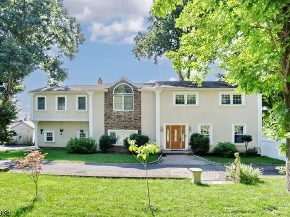 61 Intervale Rd, Parsippany-Troy Hills Twp., NJ 07005