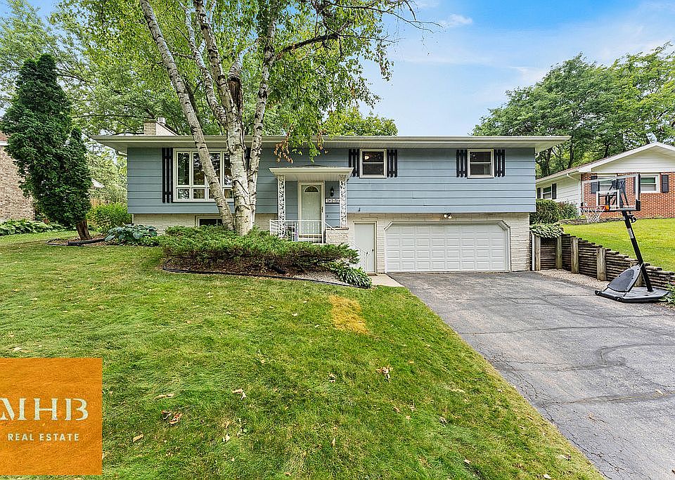 1st image of 1116 Riverview Dr