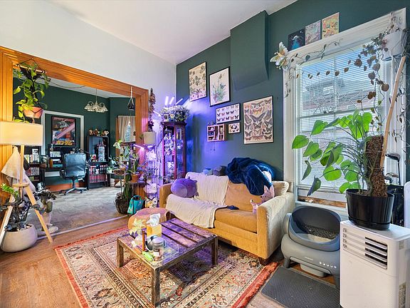 3rd image of 116 N B St E