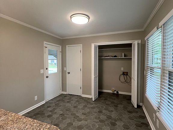 Breakfast nook with Laundry Closet & Connections