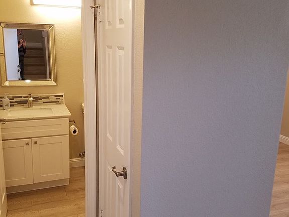4th image of 1403 Eddington Ln