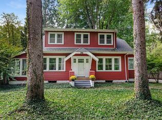 6444 Lake Ln, Sawyer, MI 49125