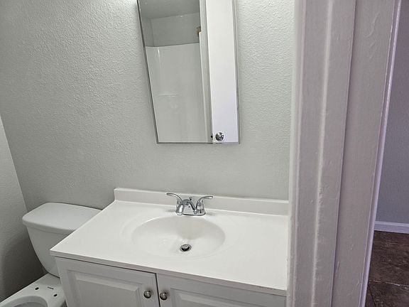 4th image of 1641 W Yucca St #11235-4