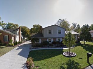 8408 Cabin Hill Rd, Louisville, KY 40291