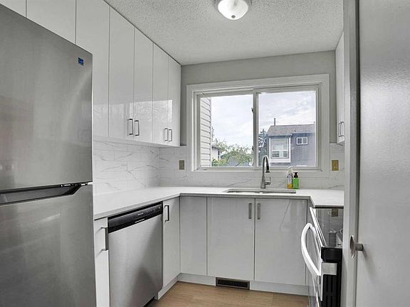 3rd image of 6440 S 4th St NW #139