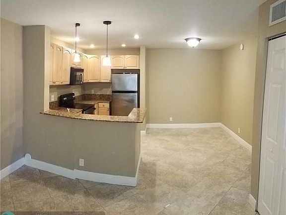 3rd image of 10926 Royal Palm Blvd #10926
