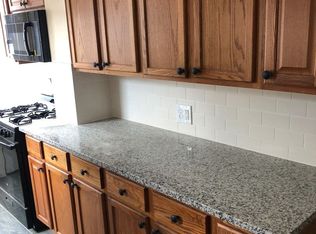 552 Millbank Rd, Upper Darby, PA 19082