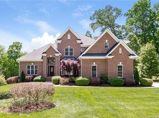 7563 Turnberry Ln, Stanley, NC 28164