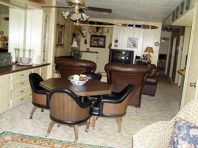 2nd image of 6680 Riverside Dr