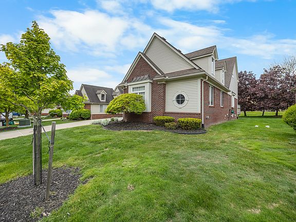 3rd image of 22273 Abington Dr