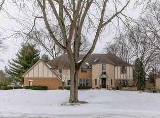 5250 Hampton Ln, Columbus, OH 43220