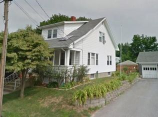 57 Bracken St, Cranston, RI 02920