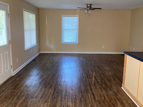 Front entry. Living/dining/kitchen