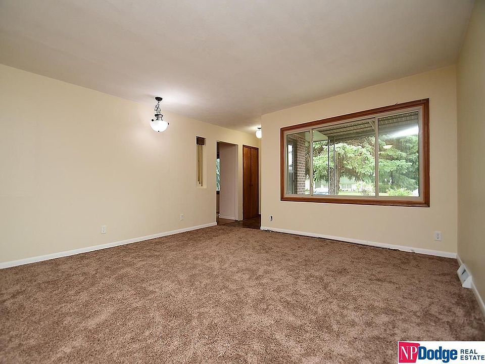 1st image of 3714 Barretts Dr
