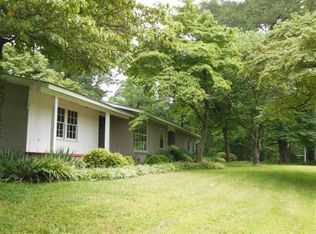 481 Green Rd, Wellford, SC 29385