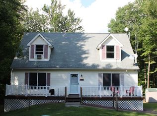 8 Lilly Pond Ln, Goshen, MA 01032