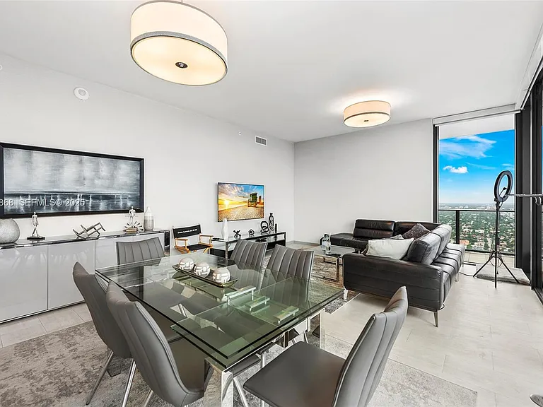 1000 Brickell Plz #Penthouse 5301 — Photo 16