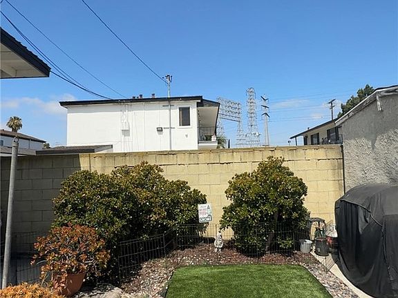 5th image of 3425 Adriatic Ave