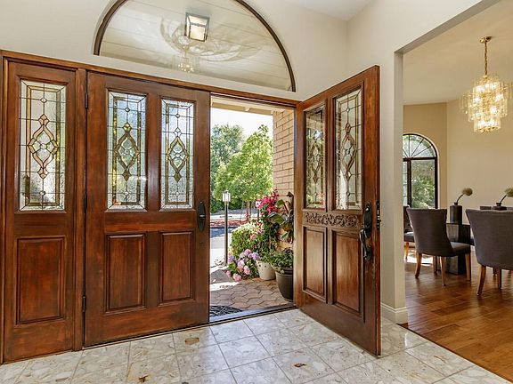 4th image of 14293 Saddle Mountain Dr