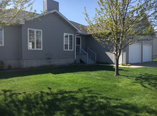 813 S Carroll St, Slater, IA 50244