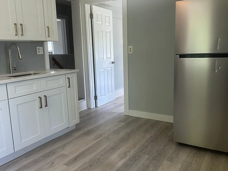 16 N Main St #2 — Photo 5