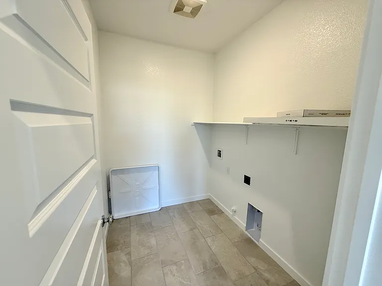 12696 Hereford Ave — Photo 17