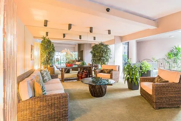 1910 Ala Moana Blvd #13A — Photo 37