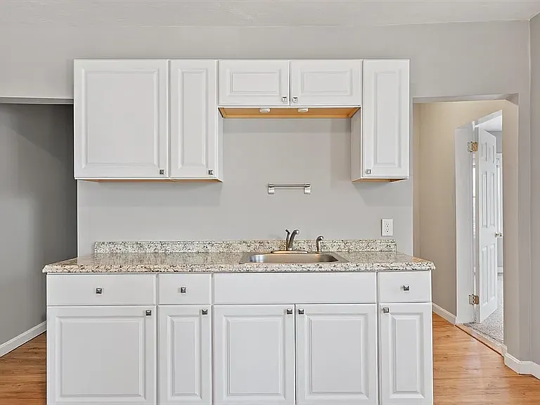 16 Doane St #2 — Photo 9