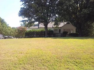 1302 Old Concord Rd, Salisbury, NC 28146