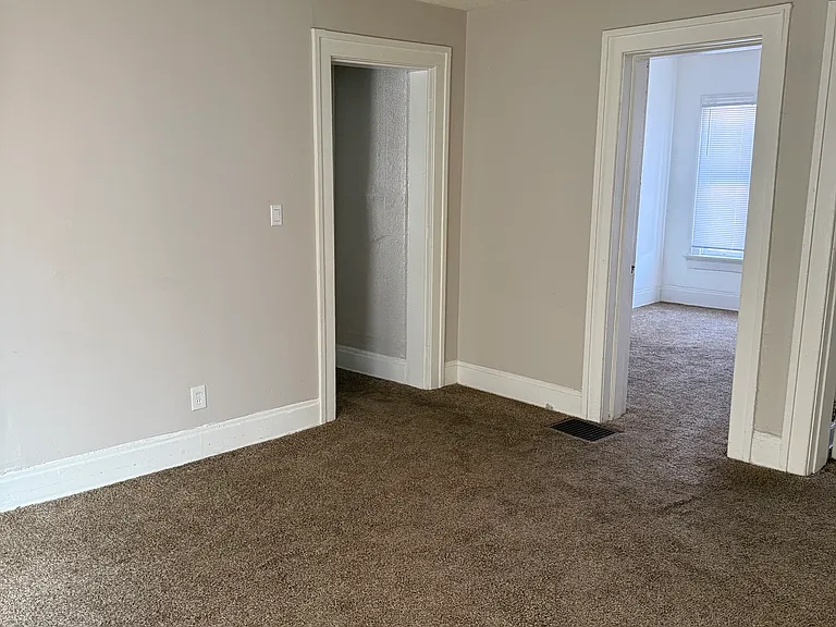 1316 W Grand Ave #1 — Photo 9