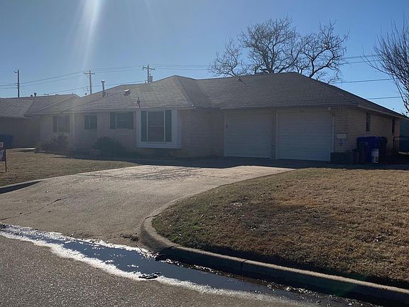 2nd image of 424 Claremont Dr