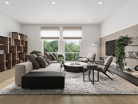 3rd image of 1329 E Madison Park