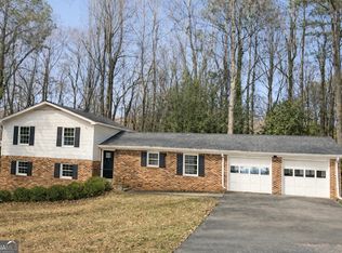 2802 Leisure Woods Ln, Decatur, GA 30034