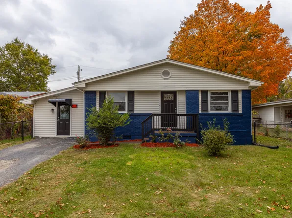 303 Springhill Dr, Paris, KY 40361