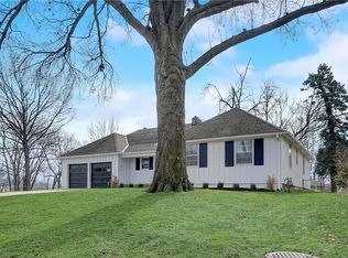 4301 W 78th St, Prairie Village, KS 66208