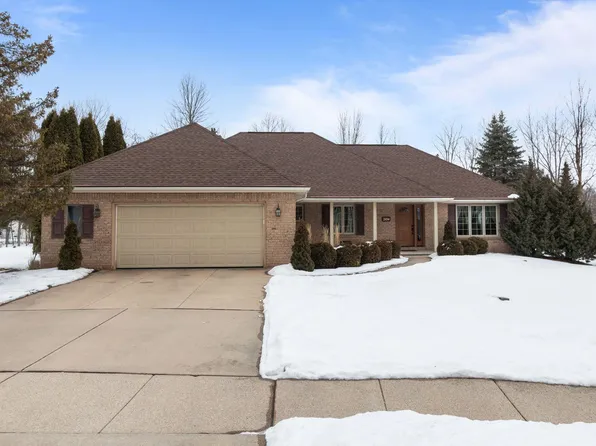 2104 Stafford Ln, Kaukauna, WI 54130