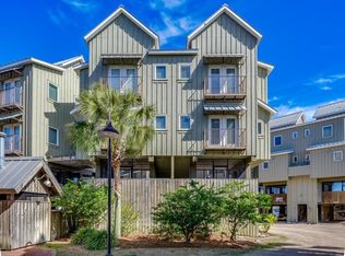 357 Pirates Landing Dr, Apalachicola, FL 32320