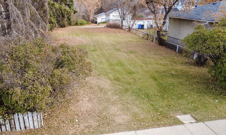 1st image of 5213 47th Ave