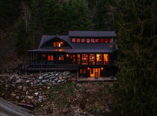 867 Midas Dr, Sagle, ID 83860