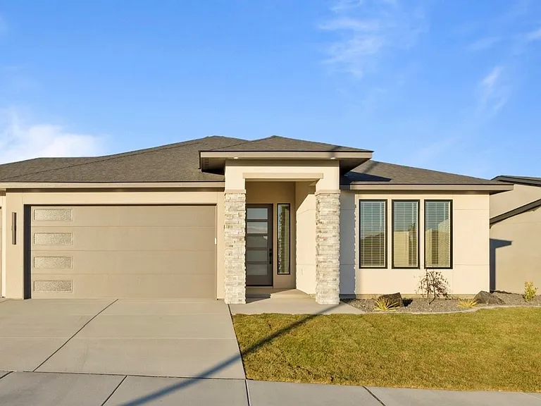 2925 Whitesage Ave — Photo 1