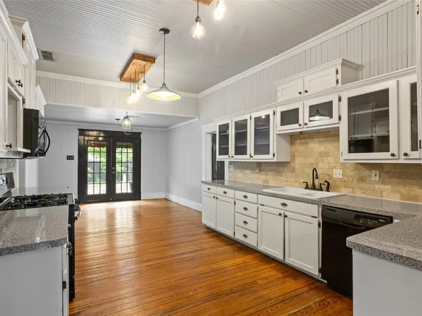 413 Briggs St, Waxahachie, TX 75165