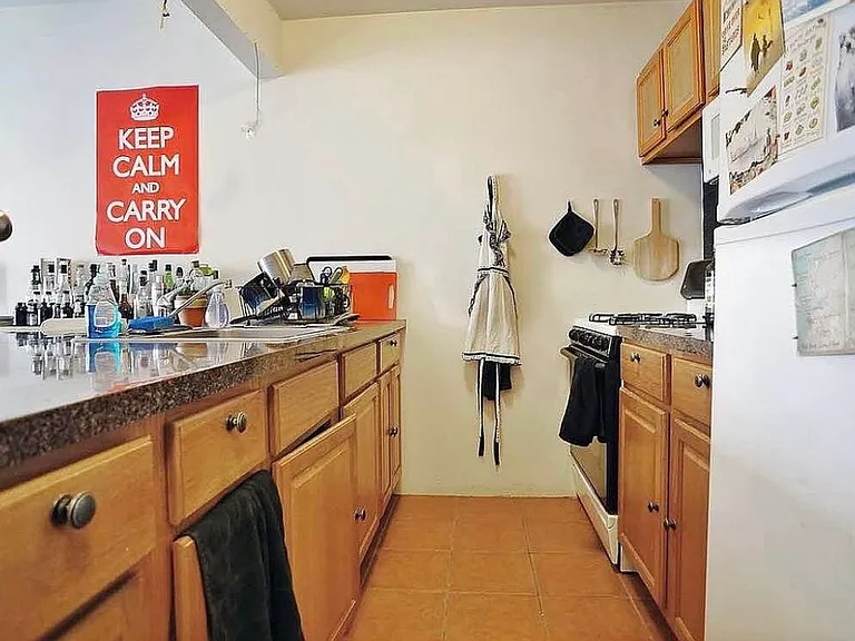 162 Orchard St #4 — Photo 8