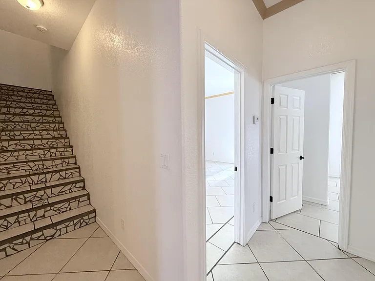926 Stahlman Dr — Photo 19