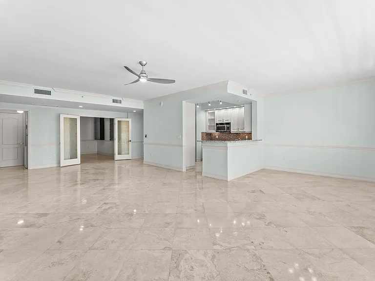550 SE Mizner Blvd #B501 — Photo 7