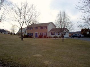 520 McIntosh Ln, Andreas, PA 18211