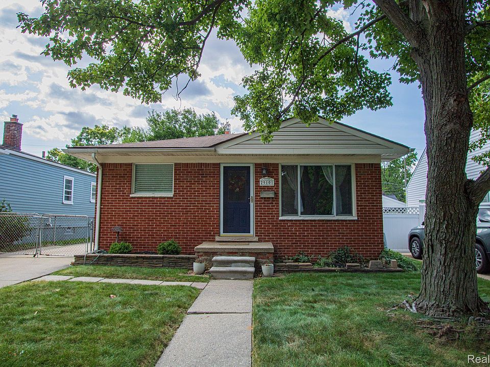 1st image of 29101 E Tawas St