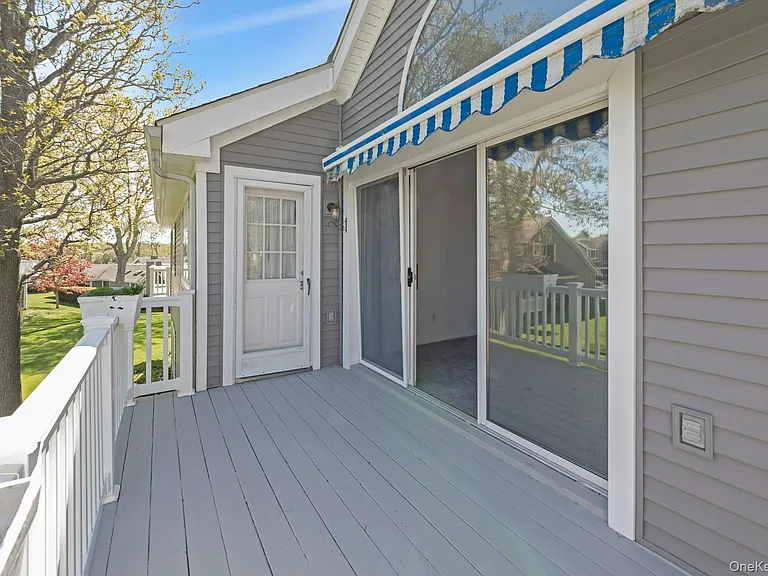 367 Seabreeze Ct — Photo 21