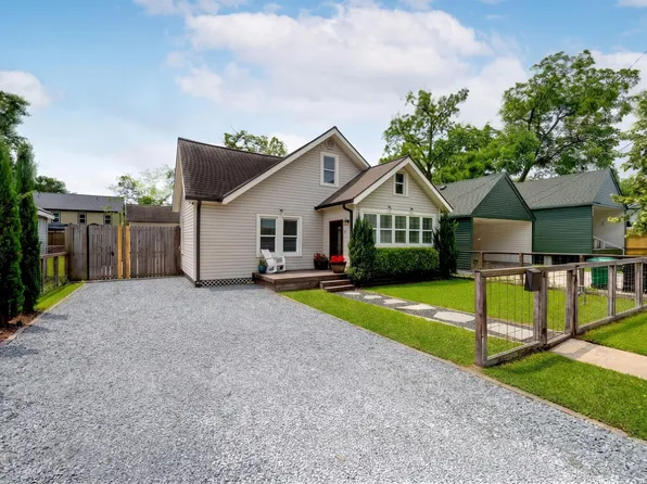818 Wilkes St, Houston, TX 77009